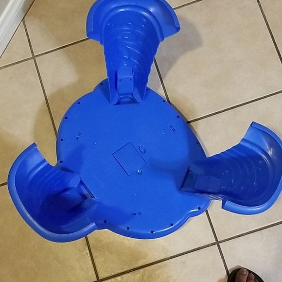 Toy - Picture 3 of 8